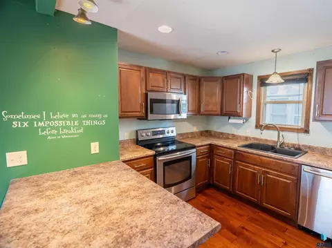 Kitchen - W 10th St, Sioux Falls, SD 57104 photo 1 of 4