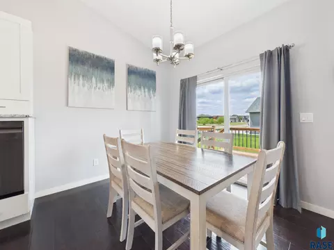 Dining - 6909 S Shadow Cir, Sioux Falls, SD 57108 photo 1 of 2
