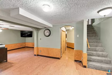 Entry Way - 807 Elder St, Canton, SD 57013 photo 1 of 3