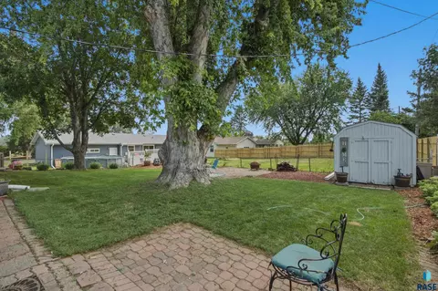 Exterior - 807 Elder St, Canton, SD 57013 photo 6 of 13