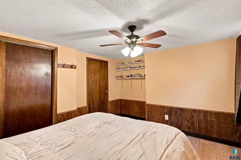 Bedroom - 807 Elder St, Canton, SD 57013 photo 10 of 10