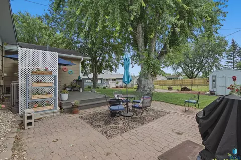 Exterior - 807 Elder St, Canton, SD 57013 photo 5 of 13