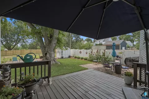 Exterior - 807 Elder St, Canton, SD 57013 photo 13 of 13