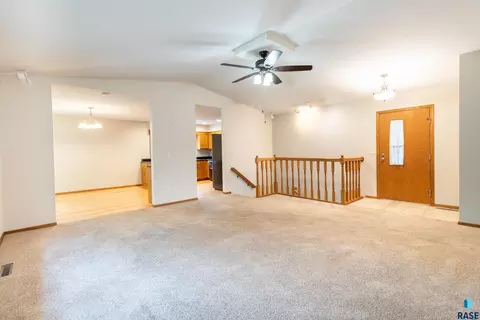 Living - 4209 E Shenandoah Trl, Sioux Falls, SD 57103 photo 3 of 8