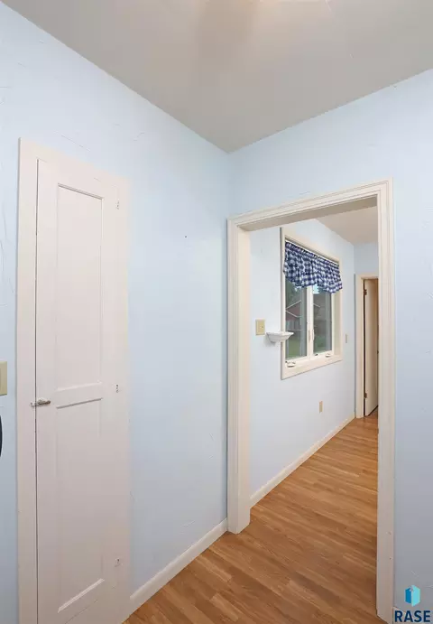 Entry Way - S Cedar St, Lennox, SD 57039 photo 1 of 2