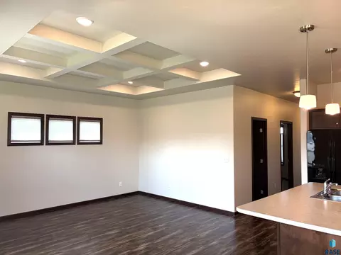 Living - 5101 E 61st St, Sioux Falls, SD 57108 photo 2 of 2
