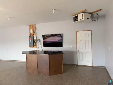 Other - 5101 E 61st St, Sioux Falls, SD 57108 photo 1 of 4