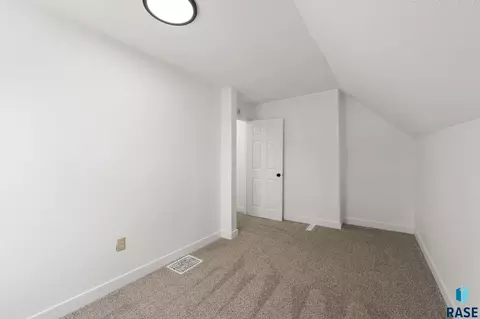 Bedroom - 135 N Main Ave, Tea, SD 57064 photo 5 of 6