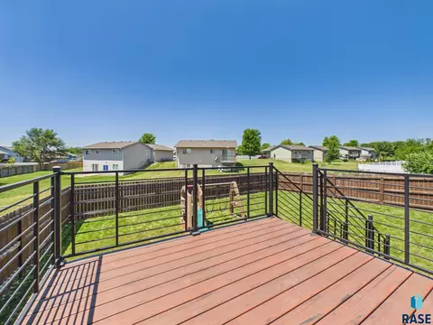 6209 N Seubert Ave, Sioux Falls, SD 57104 photo 21