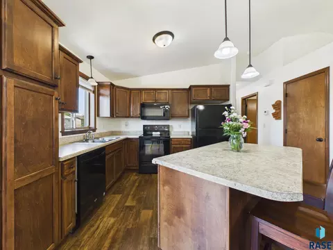 6209 N Seubert Ave, Sioux Falls, SD 57104 photo 6