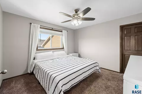 Bedroom - 4024 S Sparta Ave, Sioux Falls, SD 57110 photo 1 of 7