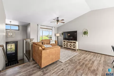 Living - 4024 S Sparta Ave, Sioux Falls, SD 57110 photo 1 of 3