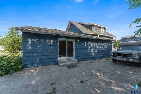Other - 317 N Harth Ave, Madison, SD 57042 photo 14 of 17