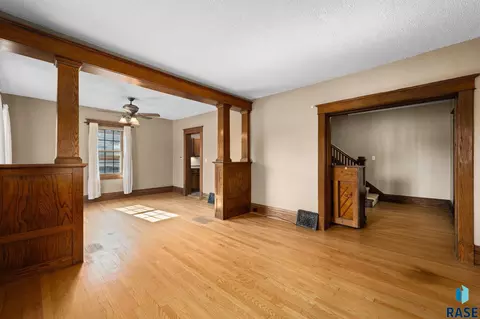 Living - 317 N Harth Ave, Madison, SD 57042 photo 1 of 8