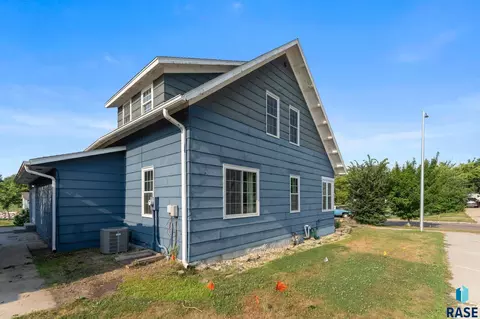 Other - 317 N Harth Ave, Madison, SD 57042 photo 15 of 17