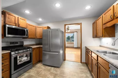 Kitchen - 317 N Harth Ave, Madison, SD 57042 photo 2 of 4