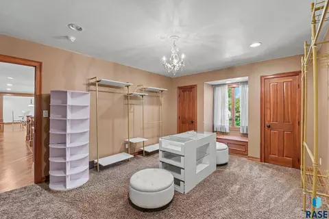 Other - 301 E 32nd St, Sioux Falls, SD 57105 photo 6 of 10