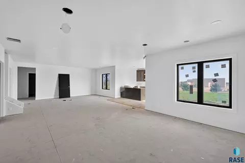 Living - 6509 E Fieldview St, Sioux Falls, SD 57110 photo 6 of 6