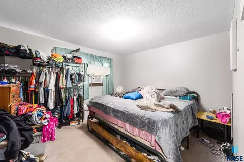 Bedroom - 1500 E 1504 E 11th St, Sioux Falls, SD 57103 photo 1 of 2
