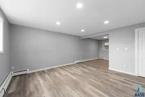 Living - 1500 E 1504 E 11th St, Sioux Falls, SD 57103 photo 3 of 6