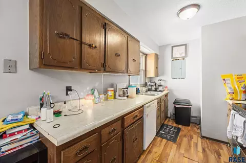 Kitchen - 1500 E 1504 E 11th St, Sioux Falls, SD 57103 photo 1 of 5