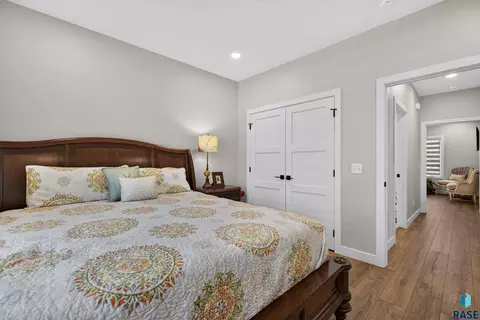 Bedroom - 5504 SE Morningside Cir, Sioux Falls, SD 57110 photo 5 of 10