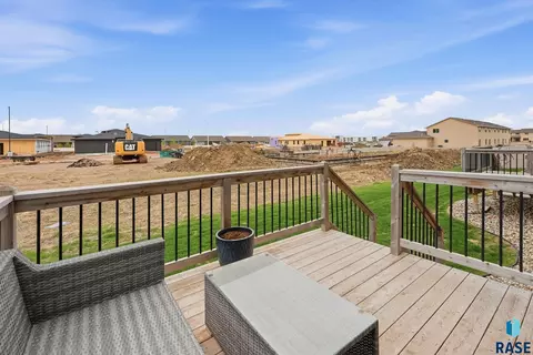 Exterior - 3810 E Bison Trl, Sioux Falls, SD 57108 photo 1 of 2