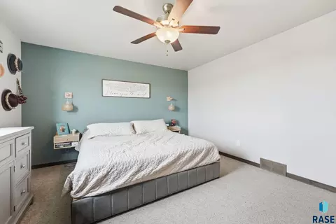 Bedroom - 3810 E Bison Trl, Sioux Falls, SD 57108 photo 2 of 5