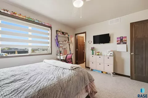 Bedroom - 3810 E Bison Trl, Sioux Falls, SD 57108 photo 5 of 5