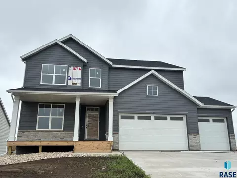 2113 E Alexa St, Brandon, SD 57005