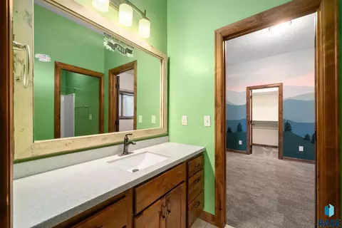 Bath - 3408 E Broken Arrow St, Sioux Falls, SD 57103 photo 5 of 9