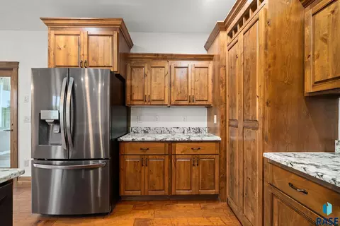 Kitchen - 3408 E Broken Arrow St, Sioux Falls, SD 57103 photo 2 of 8