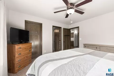 Bedroom - 5011 E 63rd St, Sioux Falls, SD 57108 photo 4 of 7