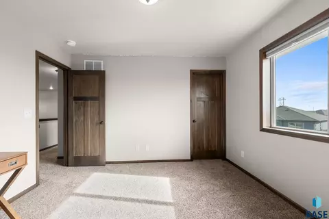 Bedroom - 5011 E 63rd St, Sioux Falls, SD 57108 photo 2 of 7