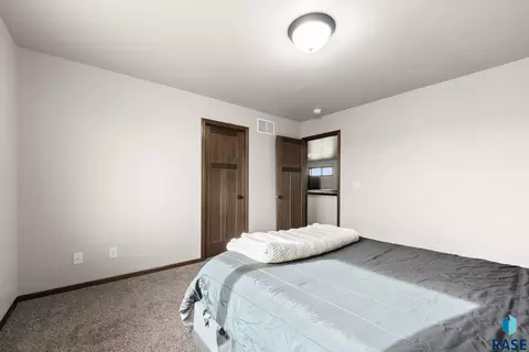 Bedroom - 5011 E 63rd St, Sioux Falls, SD 57108 photo 7 of 7