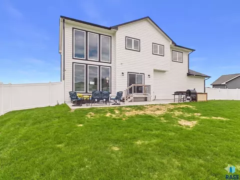 Exterior - 308 E 11th St, Crooks, SD 57020 photo 5 of 8