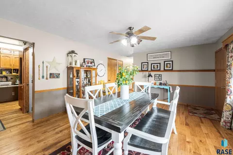 Dining - 4005 E 7th St, Sioux Falls, SD 57103 photo 2 of 2