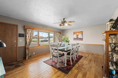 Dining - 4005 E 7th St, Sioux Falls, SD 57103 photo 1 of 2
