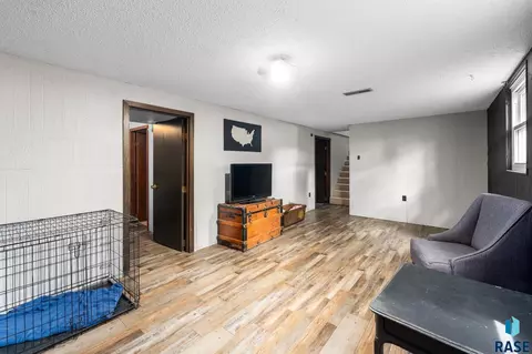 Other - 4005 E 7th St, Sioux Falls, SD 57103 photo 5 of 6