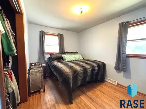 Bedroom - 321 E 8th St, Miller, SD 57362 photo 1 of 5