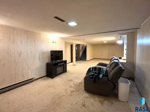 Other - 321 E 8th St, Miller, SD 57362 photo 16 of 22