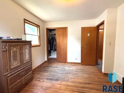 Bedroom - 321 E 8th St, Miller, SD 57362 photo 5 of 5