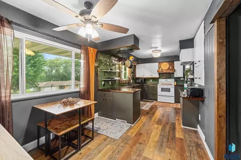 Kitchen - 1024 3rd St, Garretson, SD 57030 photo 1 of 5