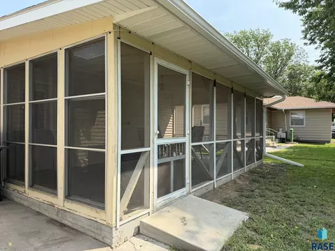 Exterior - 154 W Juniper St, Menno, SD 57045 photo 11 of 11