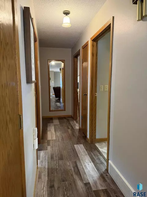 Entry Way - 154 W Juniper St, Menno, SD 57045 photo 2 of 3