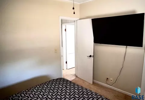 Bedroom - 401 W Washington St, Howard, SD 57349 photo 1 of 3