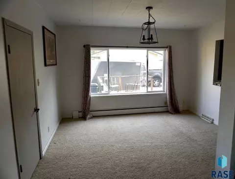 Living - 401 W Washington St, Howard, SD 57349 photo 1 of 1