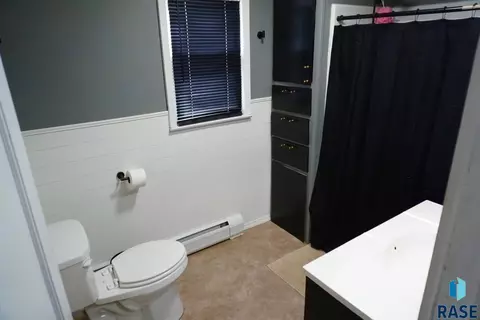 Bath - 401 W Washington St, Howard, SD 57349 photo 1 of 2