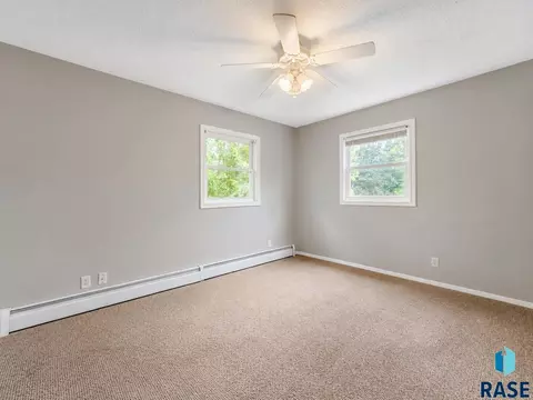 Bedroom - 2905 E Klondike Trl, Sioux Falls, SD 57103 photo 1 of 5