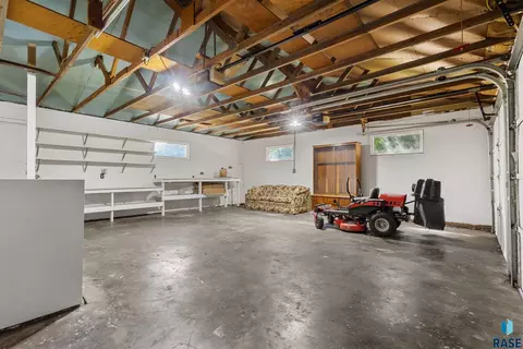 Other - 908 Union Ave N, Madison, SD 57042 photo 8 of 8